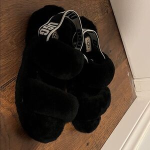 UGG Black Fluffy Slippers